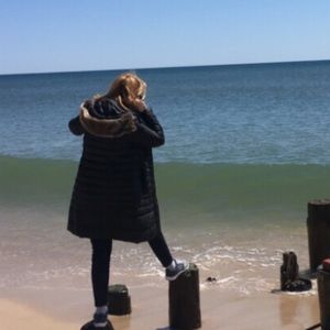 Meet your Posher, Jeanie